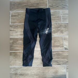 CW-X Stabilyx Joint Support 3/4 women’s Compression Tight